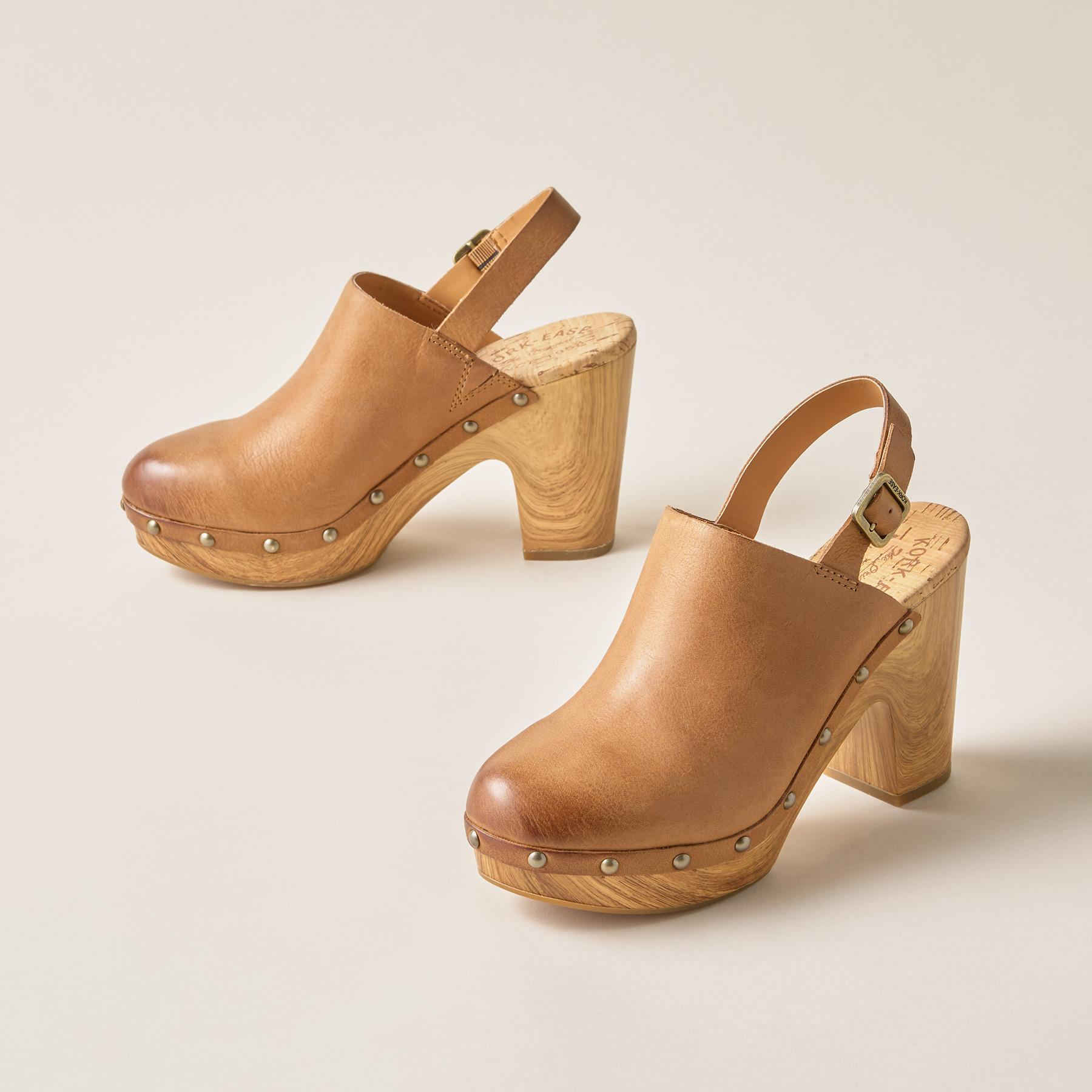 Premium Darby Clogs