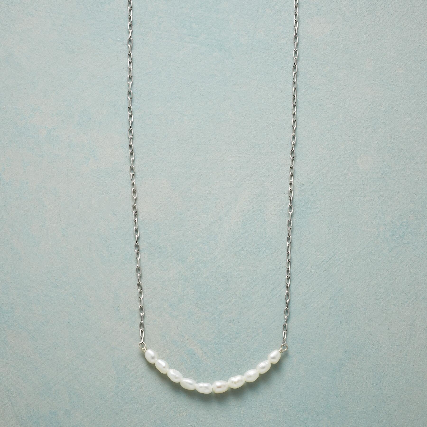 Pearly White Necklace